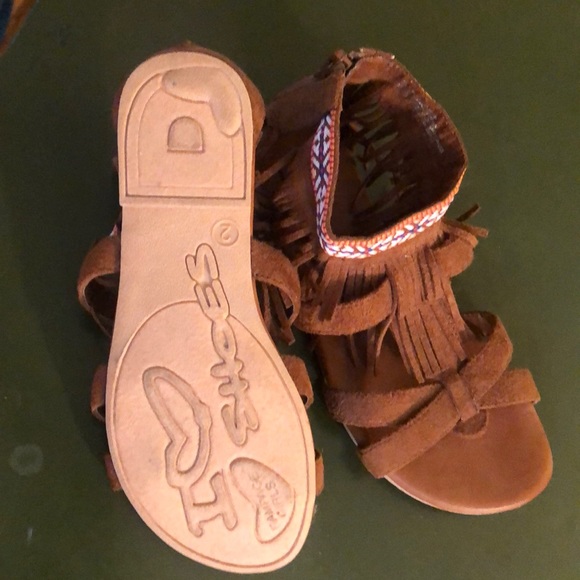 Sandals - Picture 3 of 4